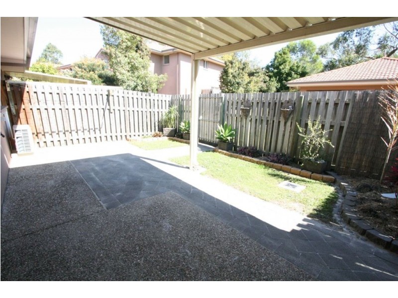 111/1 Coelia Ct, Carrara QLD 4211