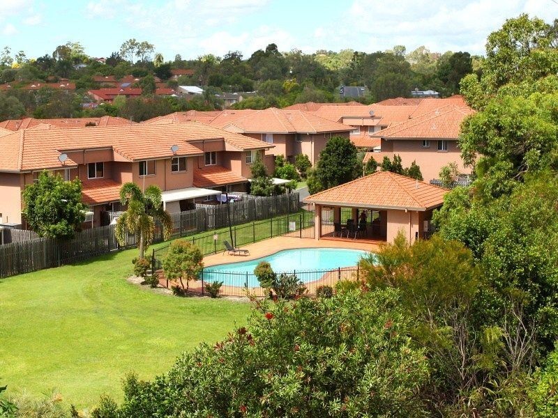 111/1 Coelia Ct, Carrara QLD 4211