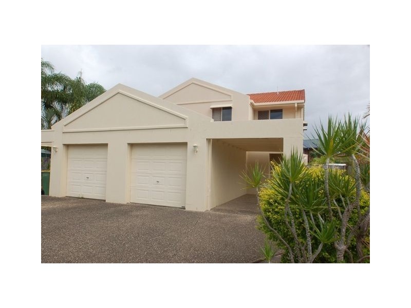 1/5 Swinburne St, Varsity Lakes QLD 4227
