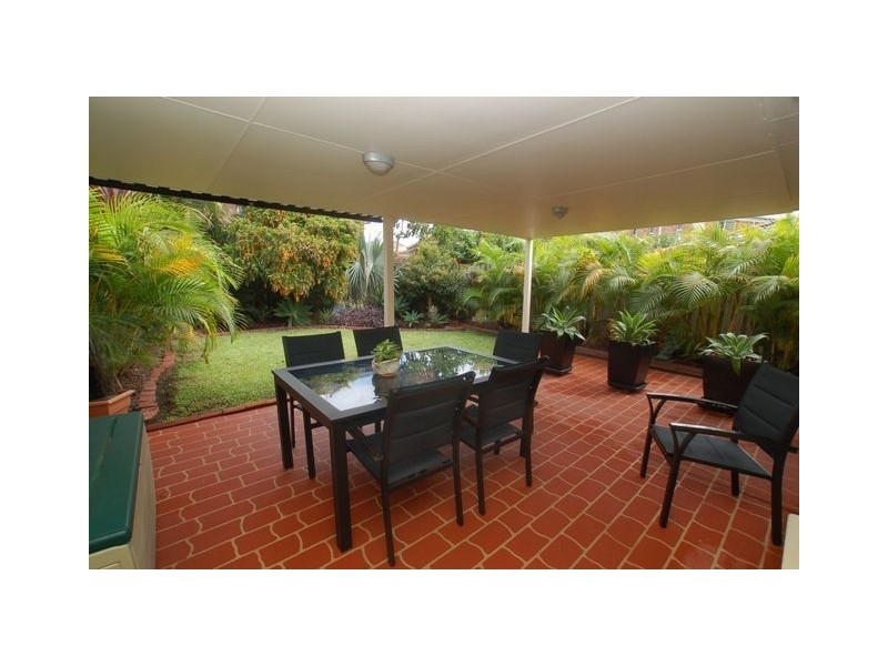 1/5 Swinburne St, Varsity Lakes QLD 4227