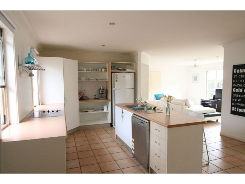 9 Wingate Court, Varsity Lakes QLD 4227