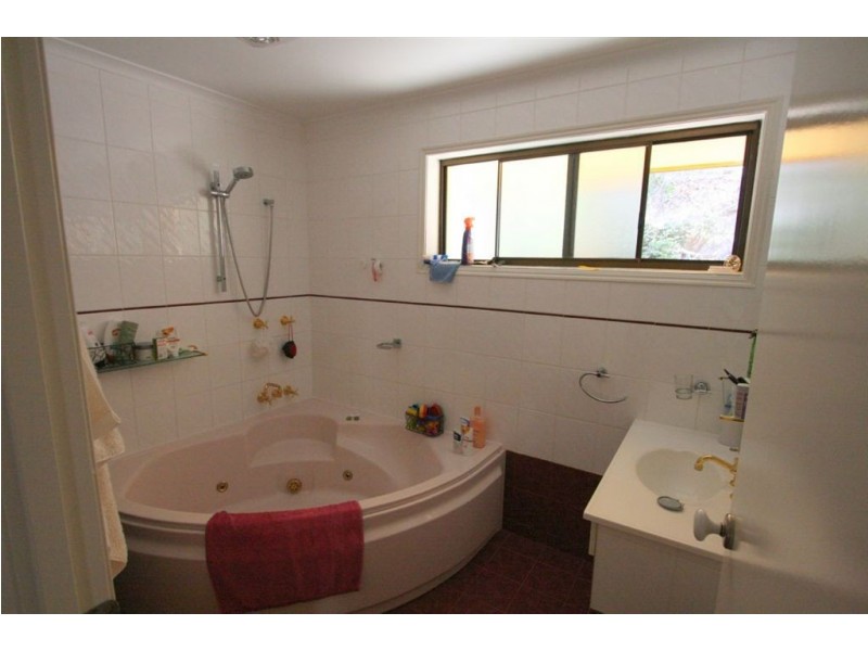 72 Wallaby Dr, Mudgeeraba QLD 4213