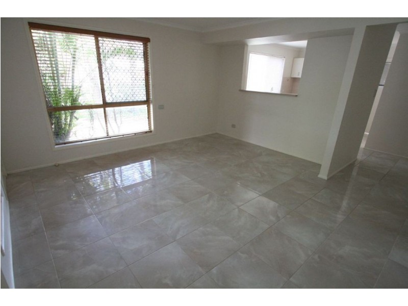 1/259 Christine Ave, Varsity Lakes QLD 4227