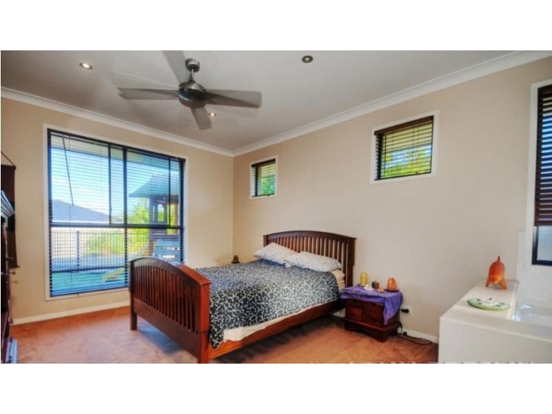 72 Observatory Dr, Reedy Creek QLD 4227