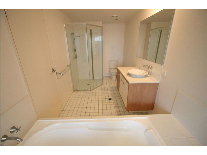 11/201 Varsity Parade, Varsity Lakes QLD 4227