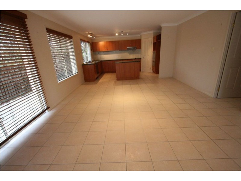 23 Applegum Court, Robina QLD 4226