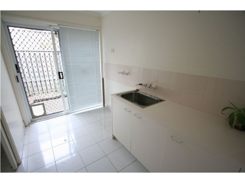 105 Camberwell Cct, Robina QLD 4226