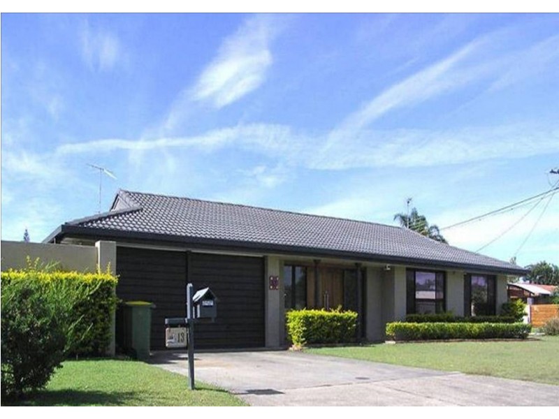 13 Verdichio Dr, Mermaid Waters QLD 4218