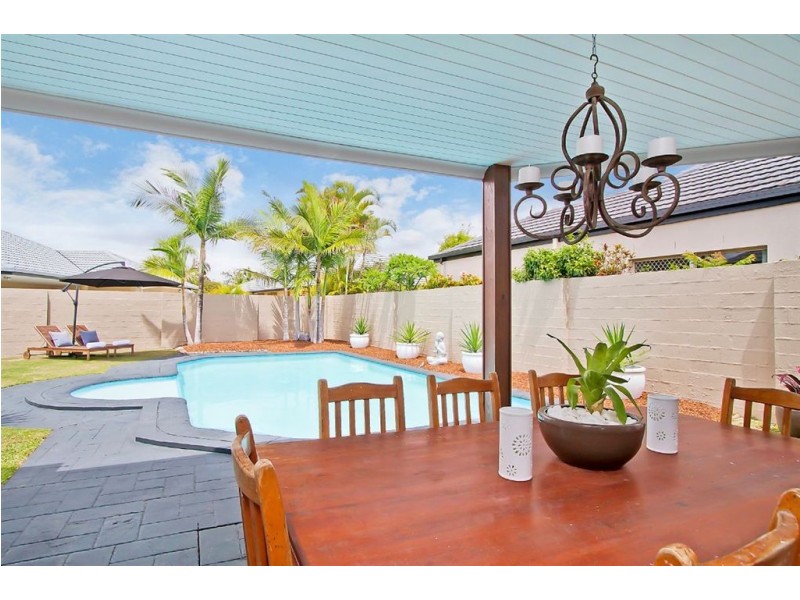 30 Kirralee Dr, Robina QLD 4226