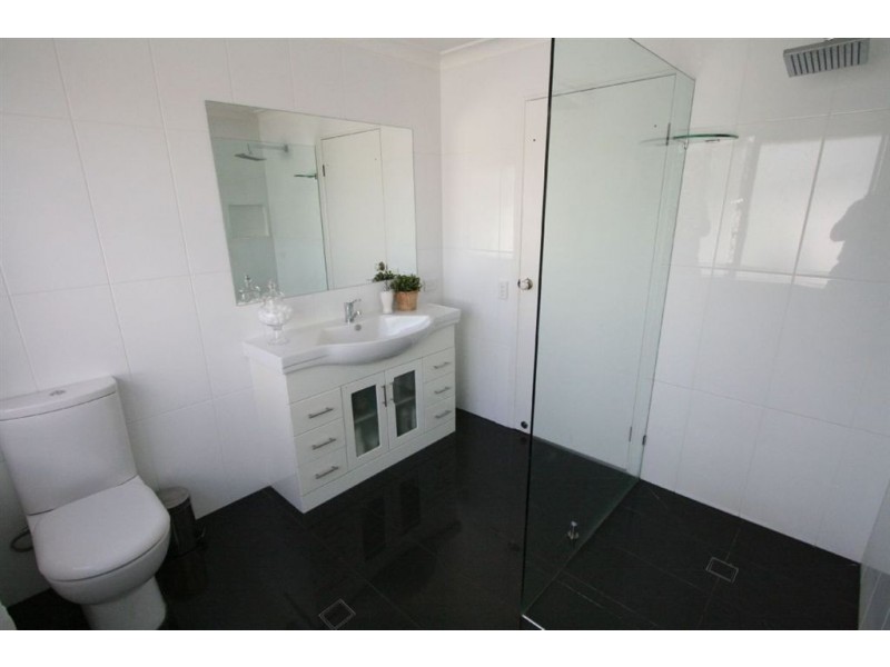 12 St John Ct, Robina QLD 4226