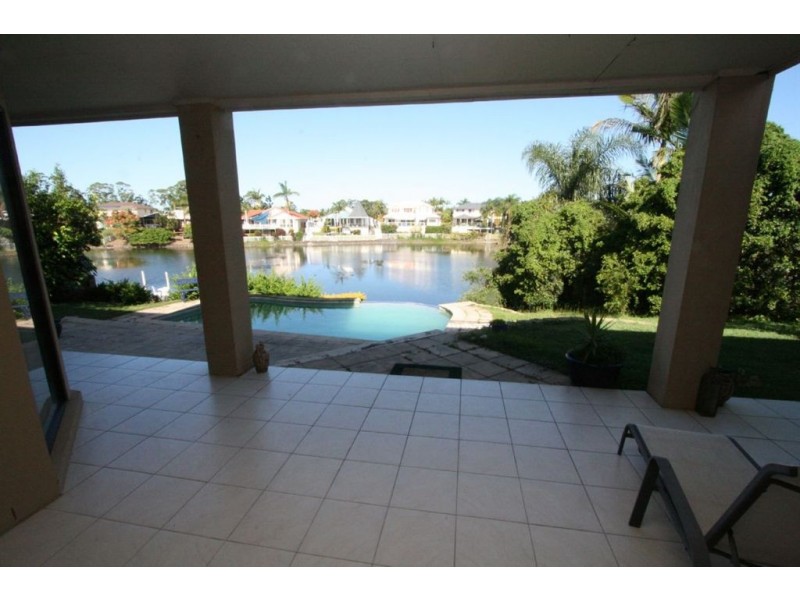 3 Malanda Place, Robina QLD 4226