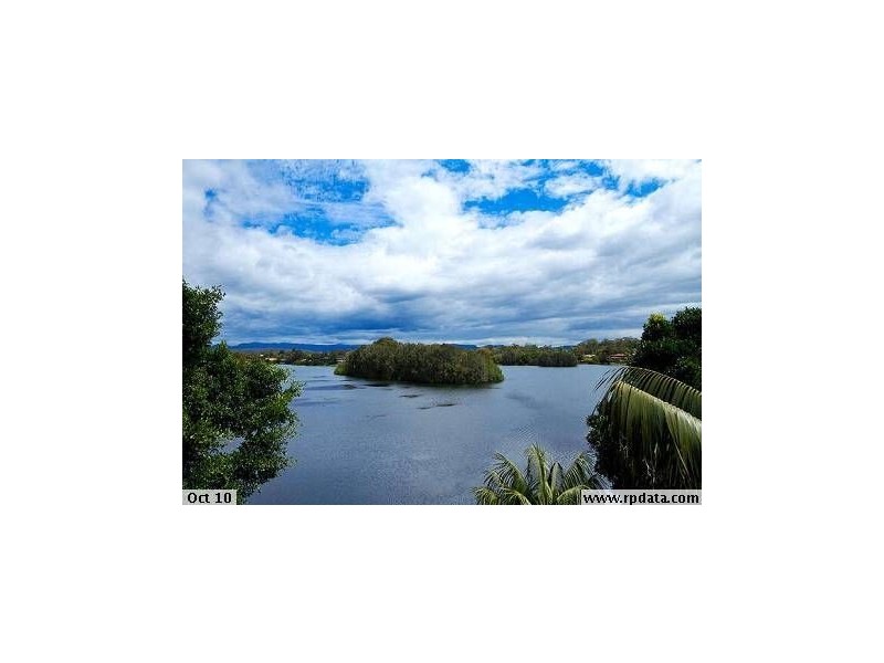 105 Newport Drive, Robina QLD 4226