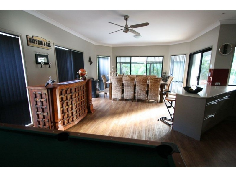 35 Palma Crescent, Varsity Lakes QLD 4227