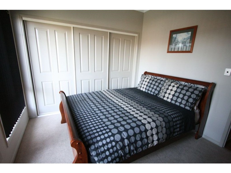 35 Palma Crescent, Varsity Lakes QLD 4227