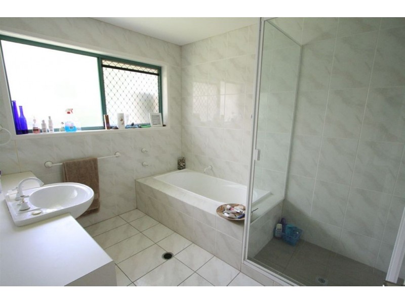 . Doncaster Court, Robina QLD 4226