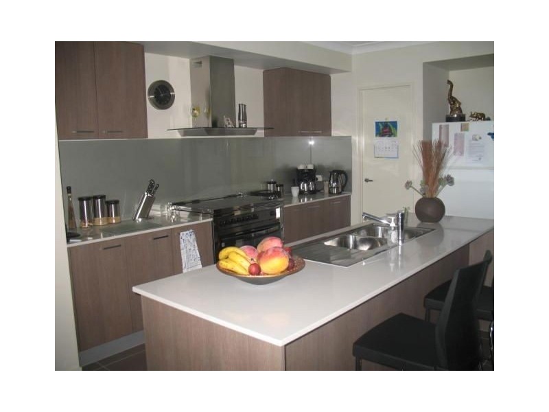 . Heatherdale Dr, Upper Coomera QLD 4209