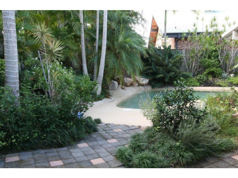 . Camberwell Circuit, Robina QLD 4226