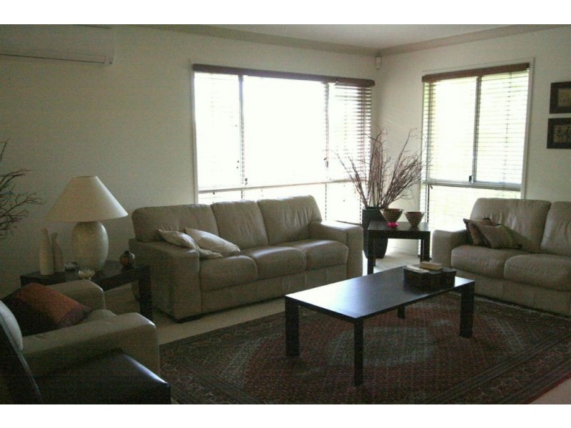 . Camberwell Circuit, Robina QLD 4226