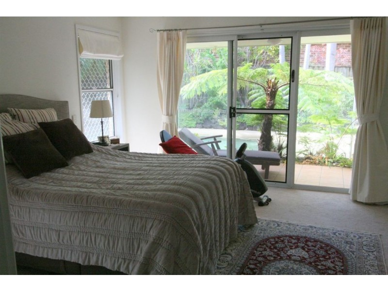 . Camberwell Circuit, Robina QLD 4226