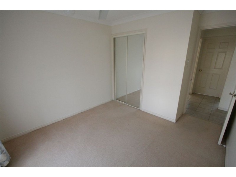 1 Flagstaff Pl, Robina QLD 4226