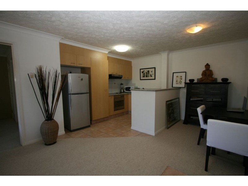 8/25 Commerce Dr, Robina QLD 4226