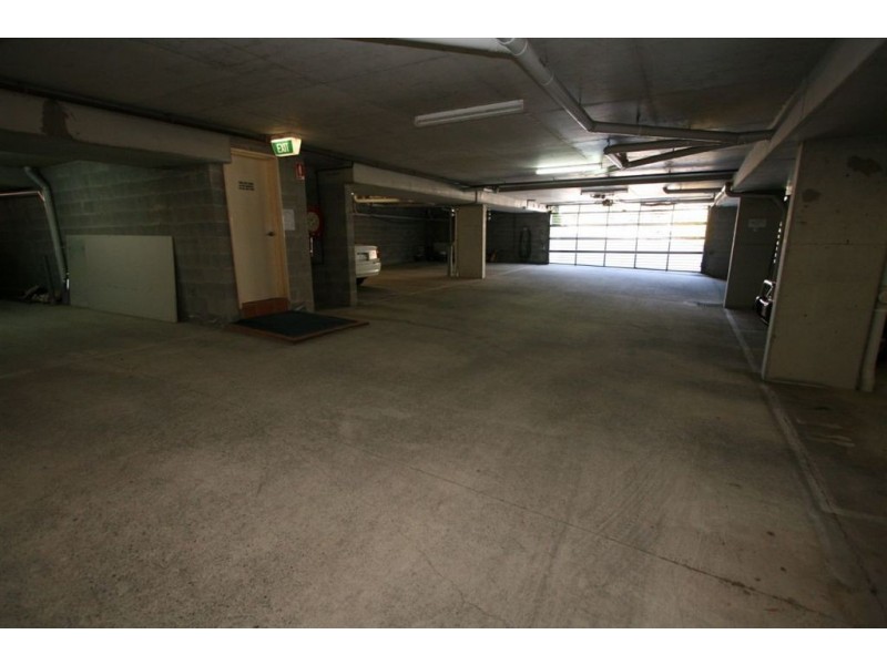 8/25 Commerce Dr, Robina QLD 4226