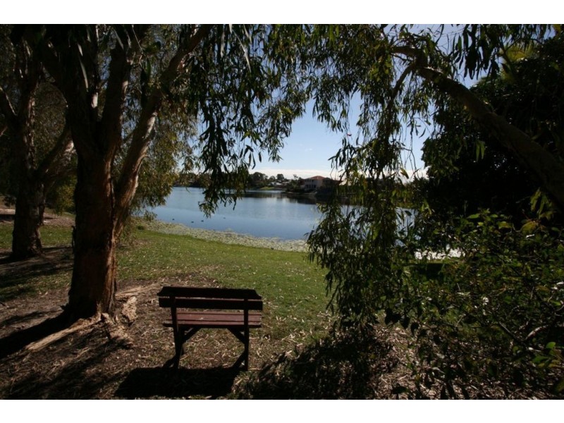 8/25 Commerce Dr, Robina QLD 4226