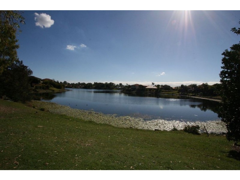 8/25 Commerce Dr, Robina QLD 4226