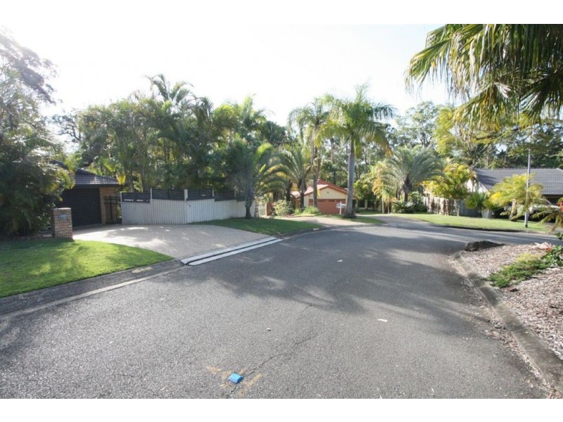 16 Chantilly Pl, Robina QLD 4226