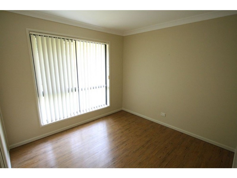 4 Ellis Dr, Mudgeeraba QLD 4213