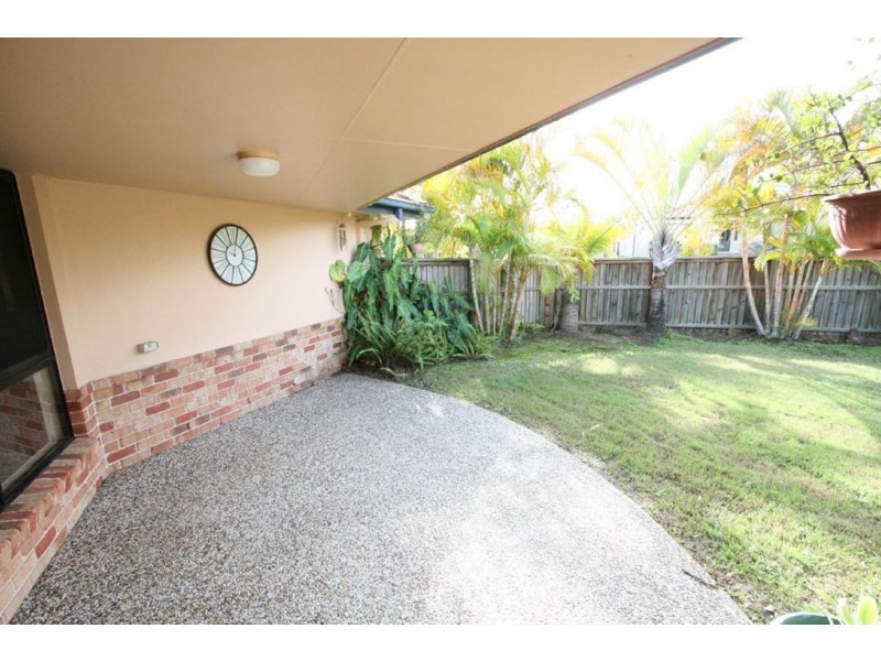 4 Ellis Dr, Mudgeeraba QLD 4213