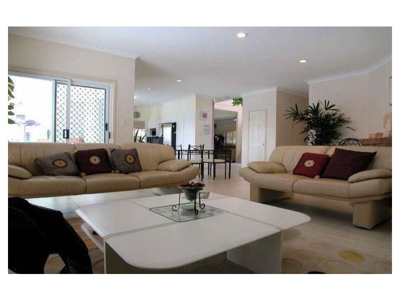 91 Newport Dr, Robina QLD 4226