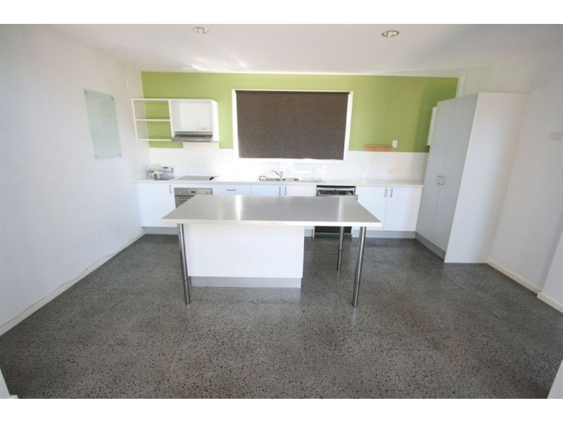 13 Shorehaven Place, Varsity Lakes QLD 4227