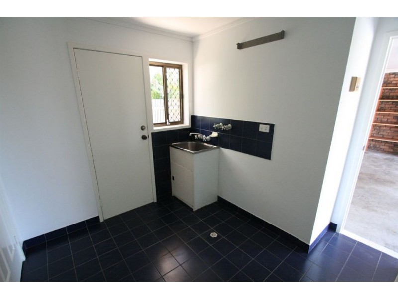 8 Northwood Cct, Robina QLD 4226