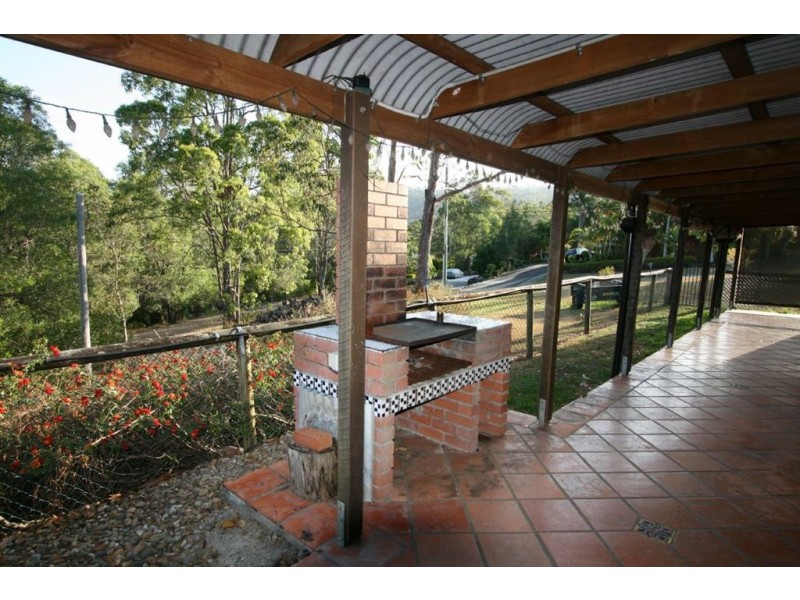 6 Thomas Duncan Crt, Worongary QLD 4213