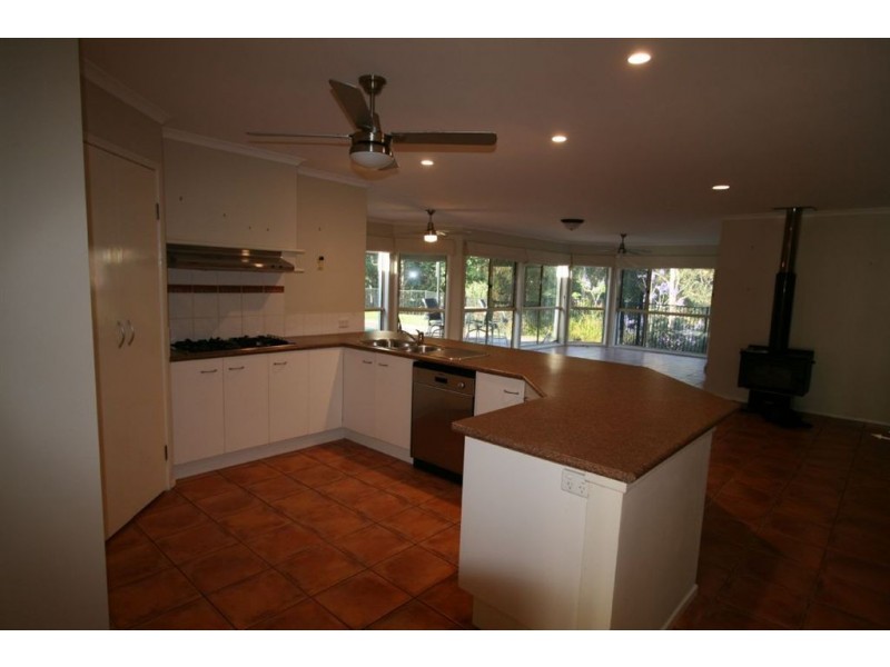 6 Thomas Duncan Crt, Worongary QLD 4213