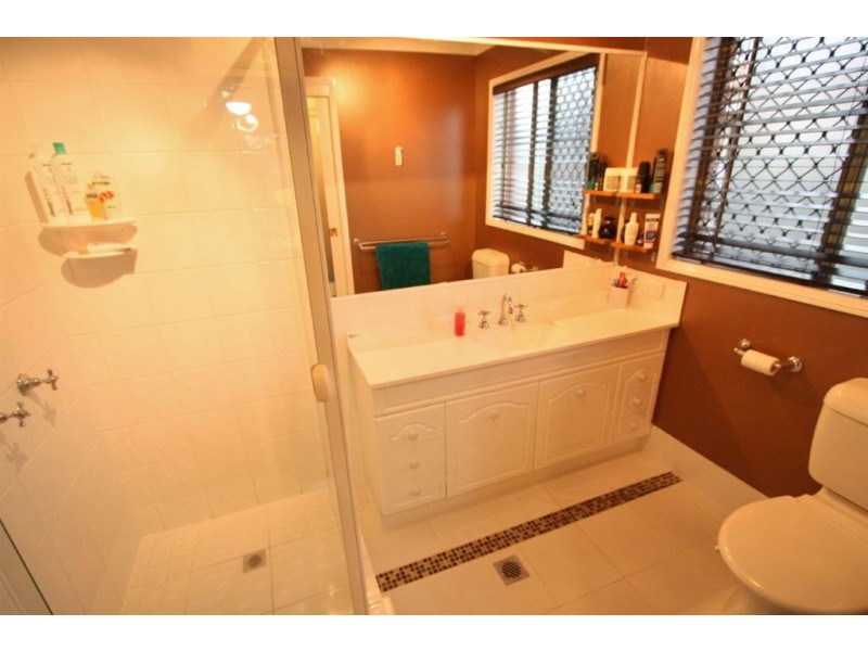 5 Parlour Pl, Robina QLD 4226