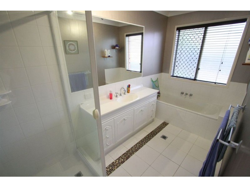 5 Parlour Pl, Robina QLD 4226