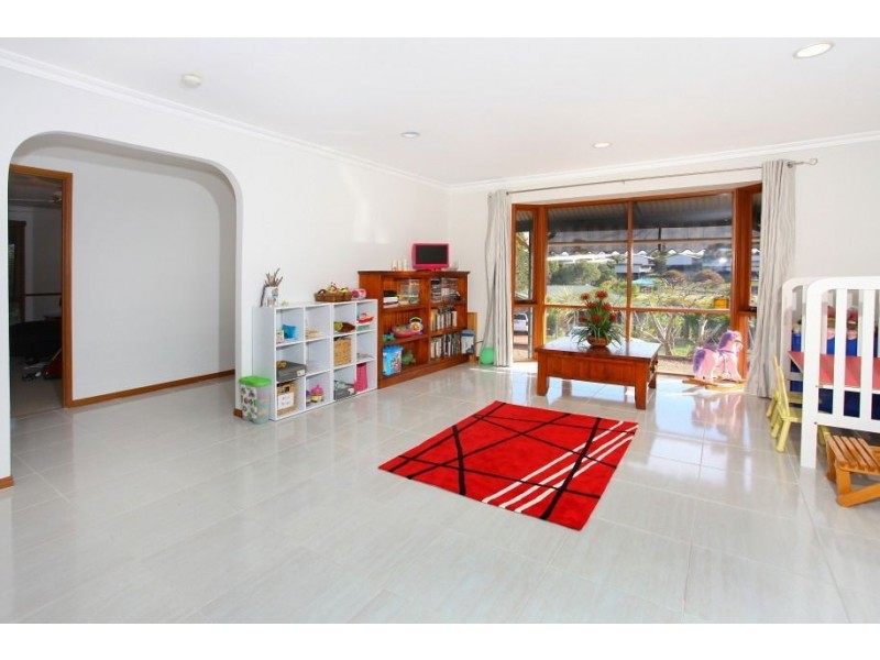 1 Kooyoonga Ct, Robina QLD 4226