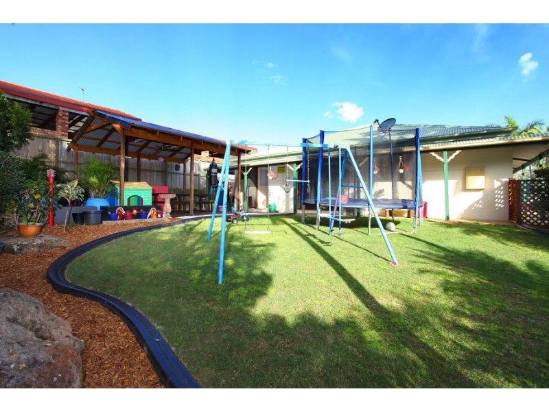 1 Kooyoonga Ct, Robina QLD 4226