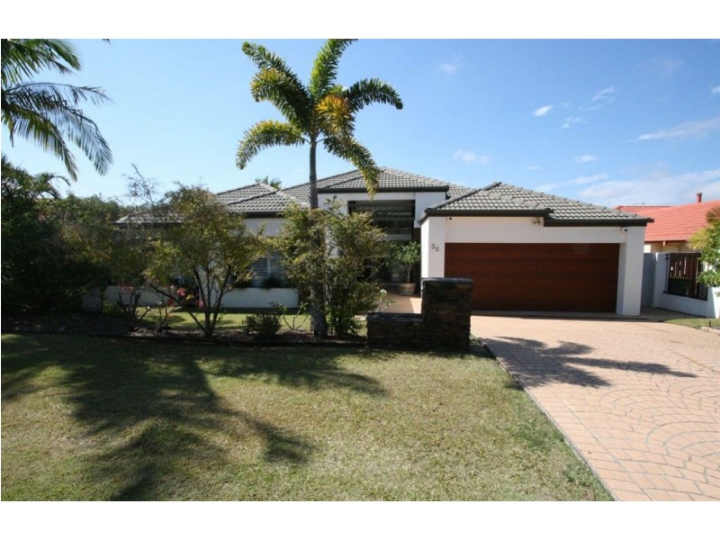 38 Mornington Tce, Robina QLD 4226