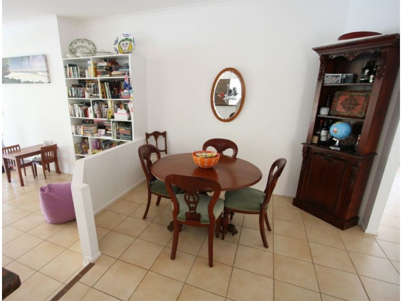 38 Mornington Tce, Robina QLD 4226