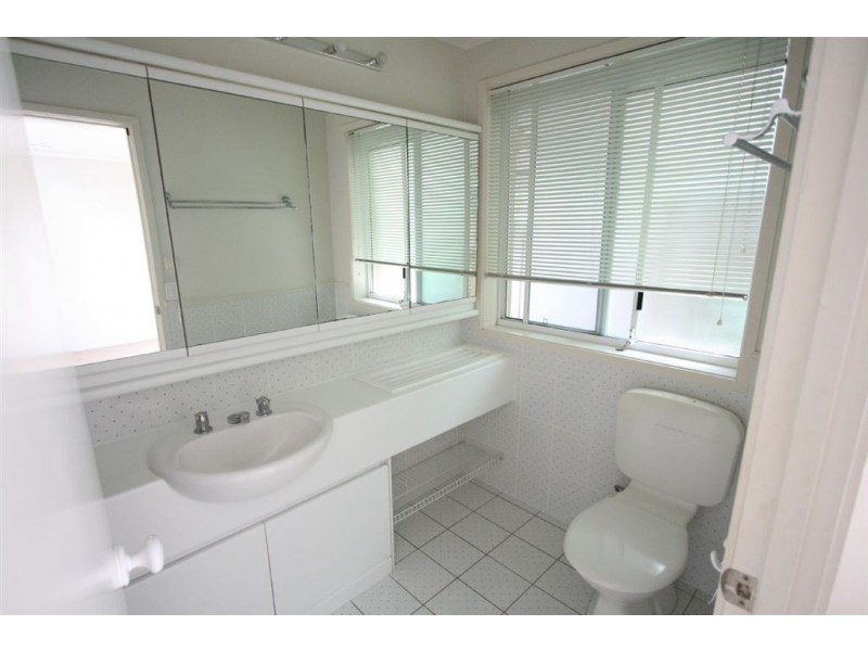7 Banff Ct, Robina QLD 4226