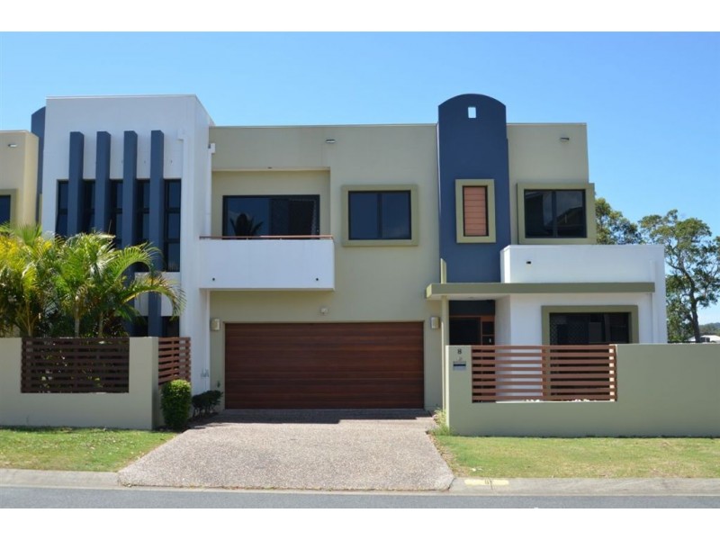 3/1 Waimea Dr, Varsity Lakes QLD 4227