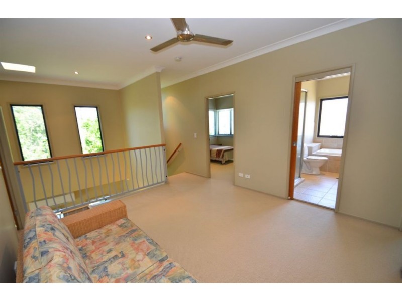 3/1 Waimea Dr, Varsity Lakes QLD 4227