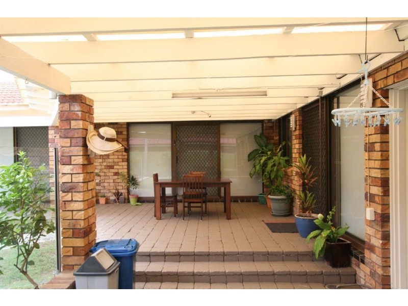 10 Keppel Crt, Mermaid Waters QLD 4218