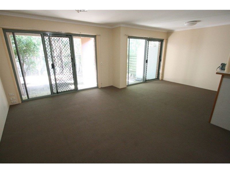 3/1 University Dr, Robina QLD 4226