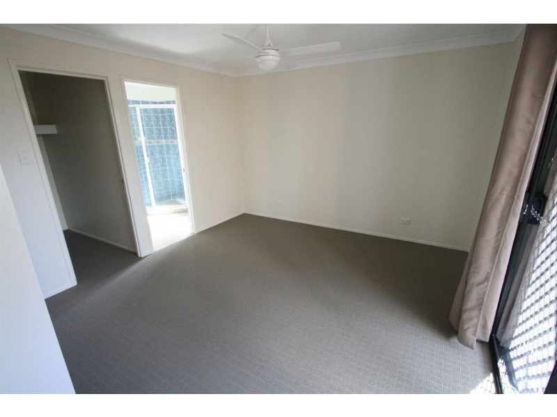 28b Scots Pl, Robina QLD 4226