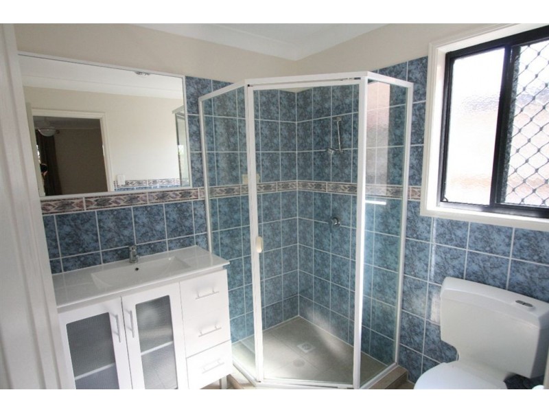 28b Scots Pl, Robina QLD 4226