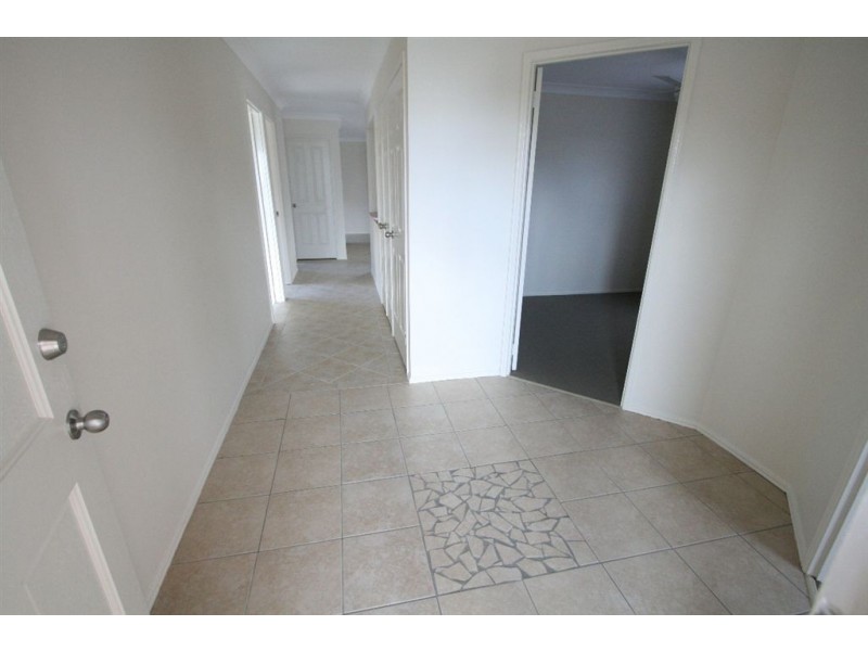 28b Scots Pl, Robina QLD 4226